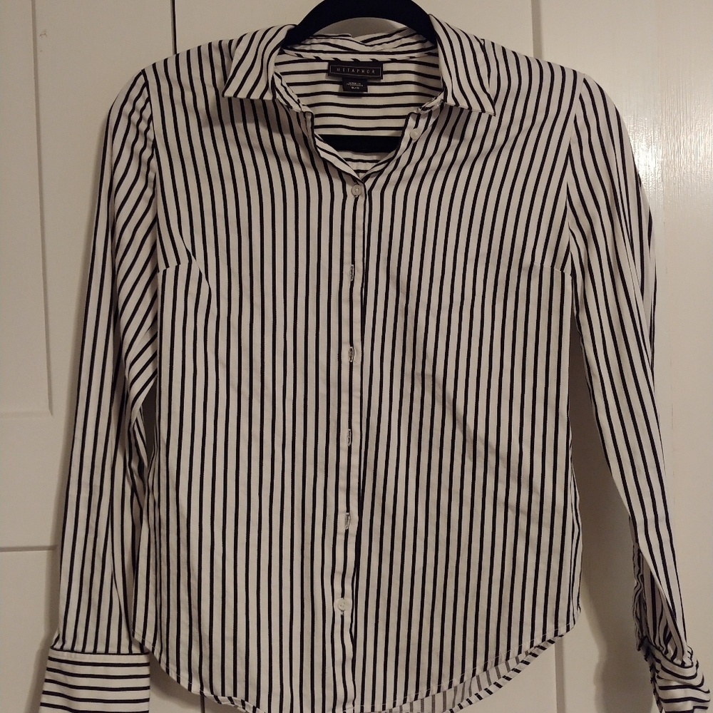 Metaphor LS size Small striped button shirt